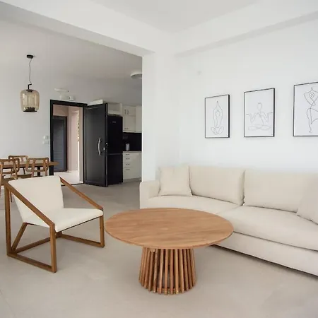فيلة Elios With Private Pool Plateies