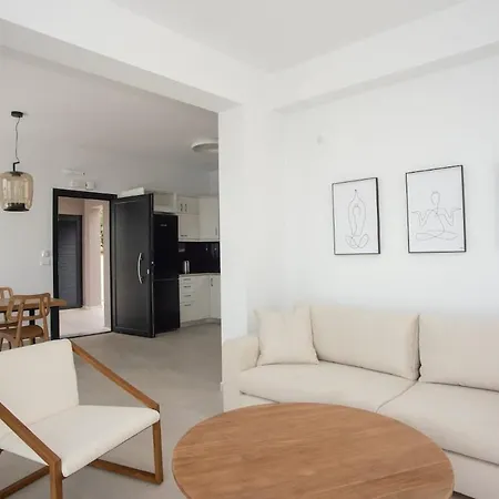 فيلة Elios With Private Pool *