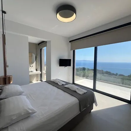 Elios With Private Pool فيلة Plateies